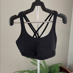 lululemon athletica Black Strappy Sports Bra with Crisscross Back